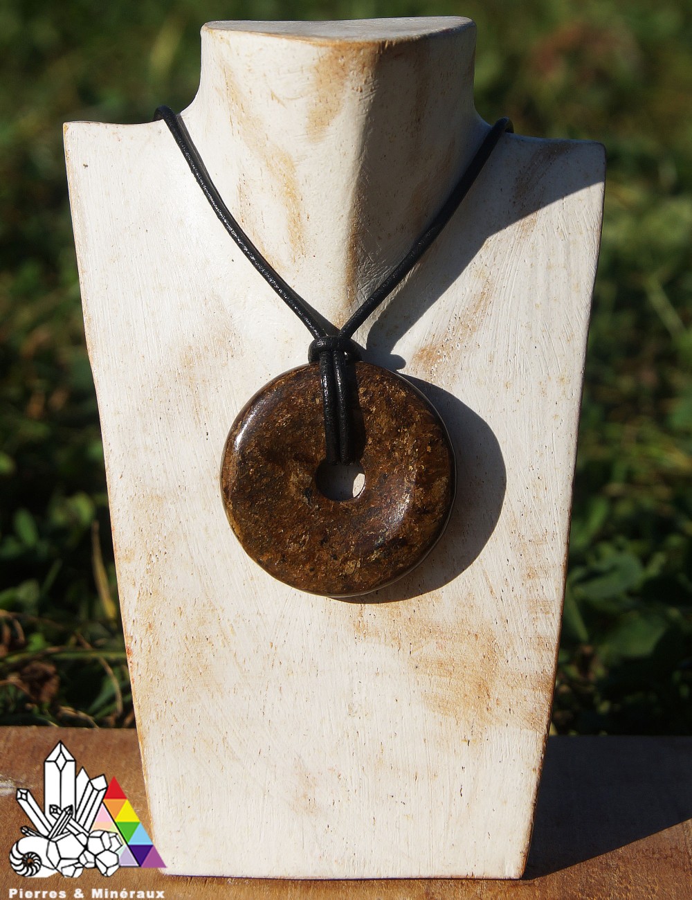 Pendentif PI Chinois Ou Donut En Bronzite - 30mm, Collier Chakra